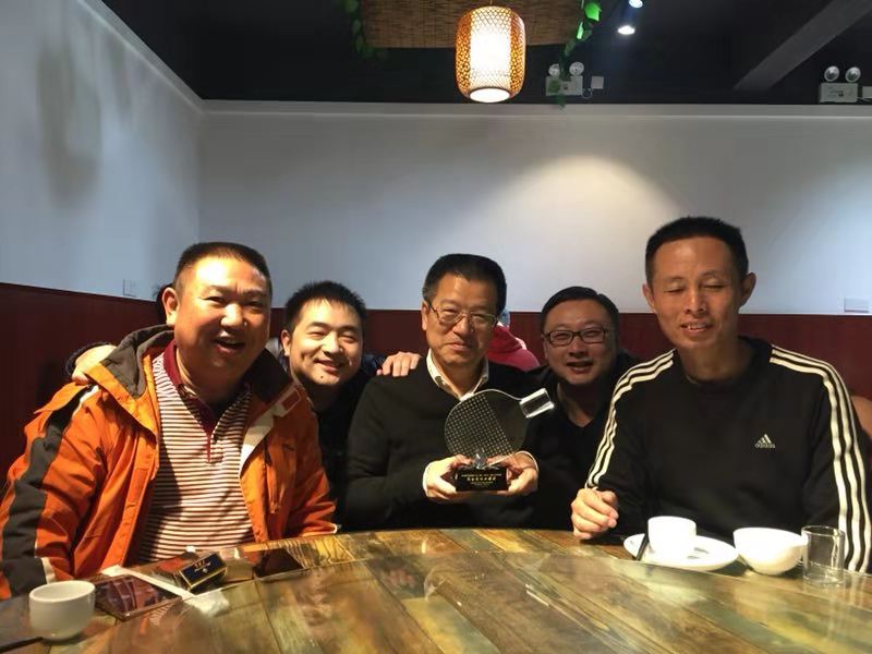 猫咪免费人成网站在线观看