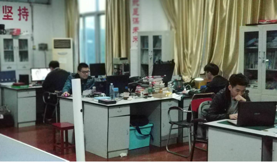 猫咪免费人成网站在线观看