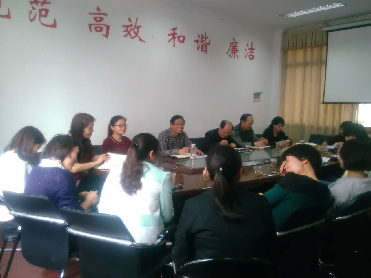 猫咪免费人成网站在线观看